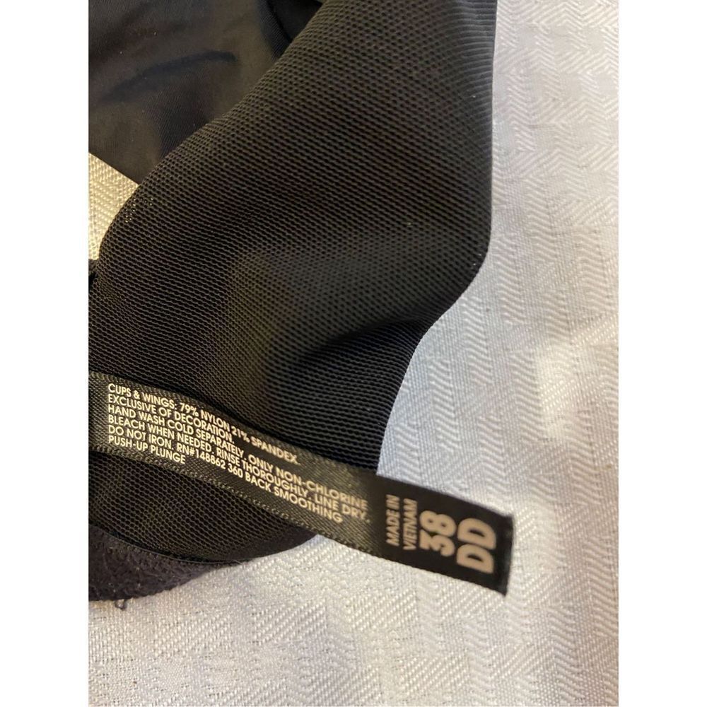 Torrid Curve 38dd #11084370 Push Up Plunge - image 3